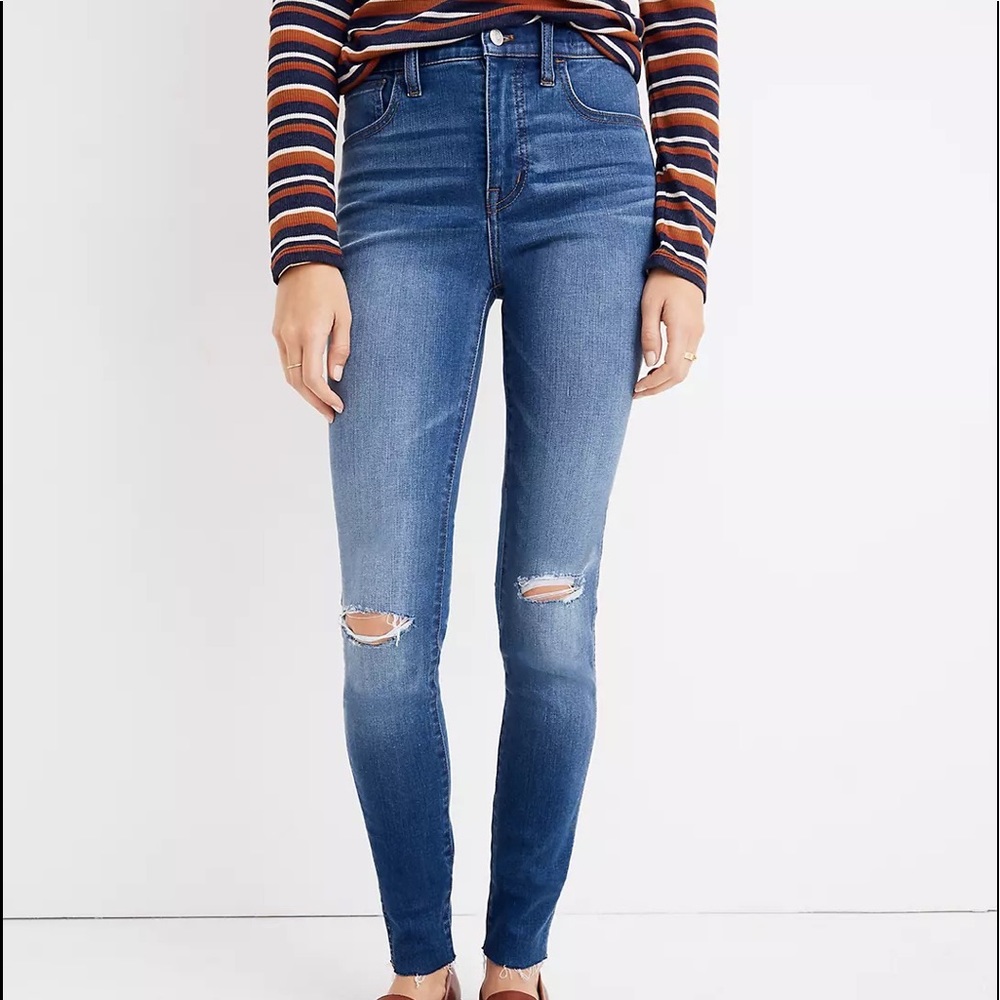 COPY - Madewell High Riser Knee-Rip Jeans